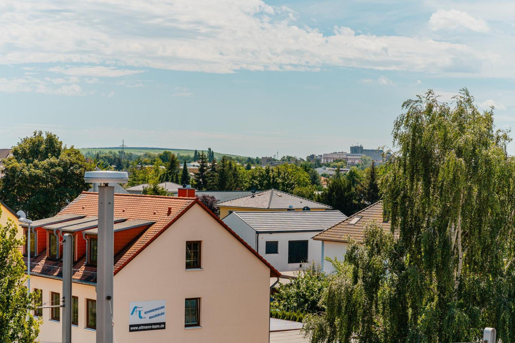 Zentrale Wohlfuehlwohnung - Ideal Fuer Ihren Urlaub Oder Die Geschaeftsreise Magdeburg Kültér fotó